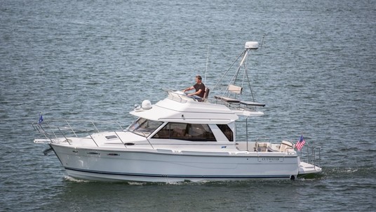 Fluid Motion Cutwater C-30 CB