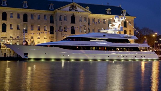Feadship Twizzle