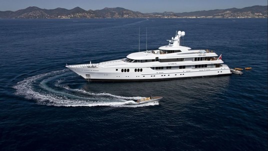 Feadship Trident