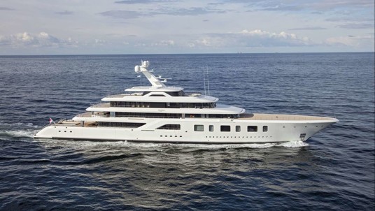 Feadship Aquarius