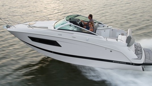 Four Winns V255