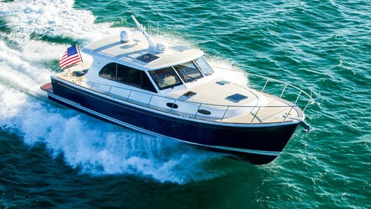 Grand Banks Eastbay 44