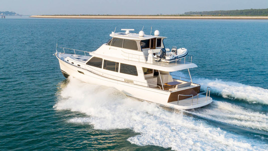 Grand Banks 60 Skylounge