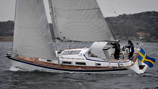 Hallberg-Rassy 372