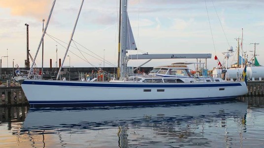 Hallberg-Rassy 64