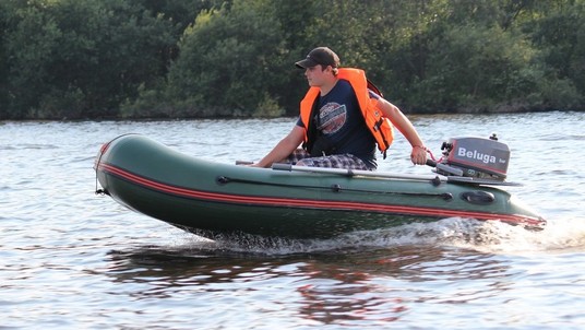 Mnev and K Kombat Korsar CMB-280Е