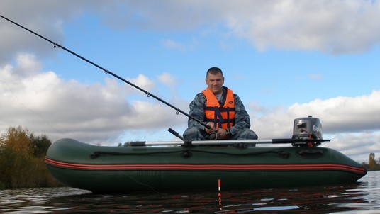 Mnev and K Kombat Korsar CMB-330Е