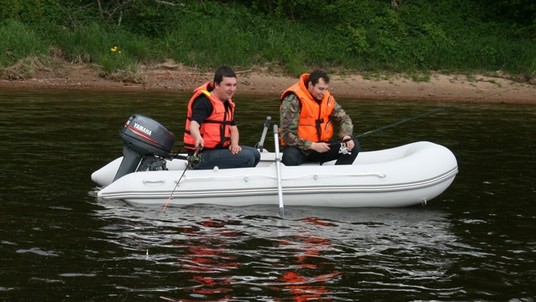 Mnev and K Korsar John Silver-380E