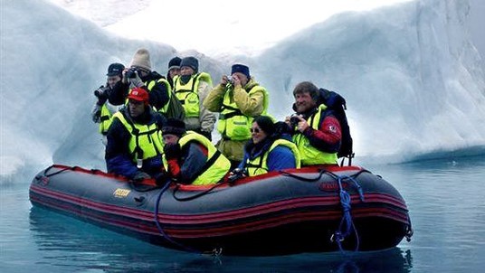 Mnev and K Korsar Admiral ADM-550