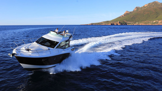 Beneteau Gran Turismo 50 Sport fly