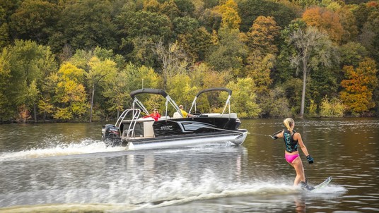 Larson RT 2400 Triple Cruze