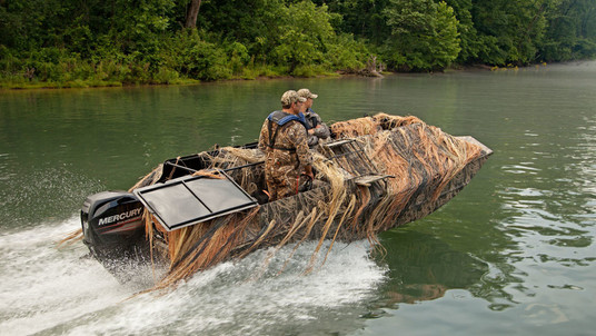 Lowe Roughneck RX1860 Waterfowl