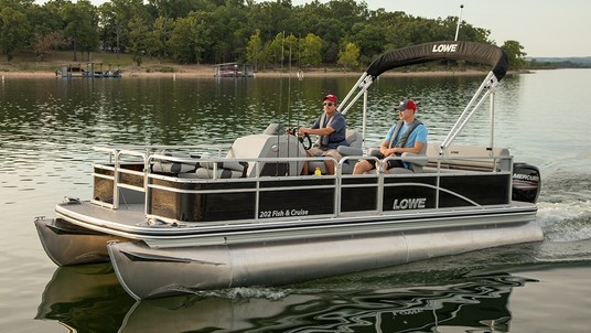 Lowe Ultra 202 Fish &amp; Cruise