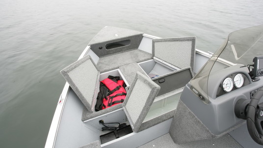 Lund Boats Rebel 1600 SS