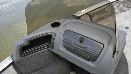 Lund Boats 1775 Impact SS