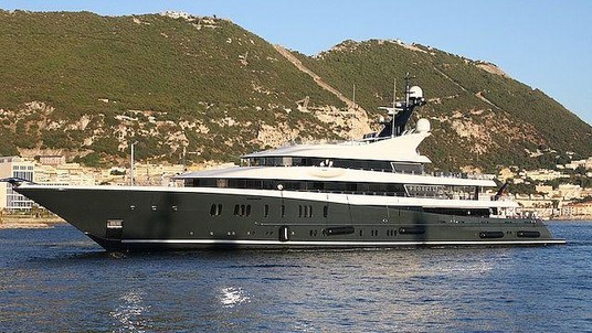 Lurssen Phoenix 2
