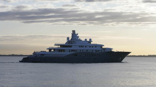 Lurssen Radiant