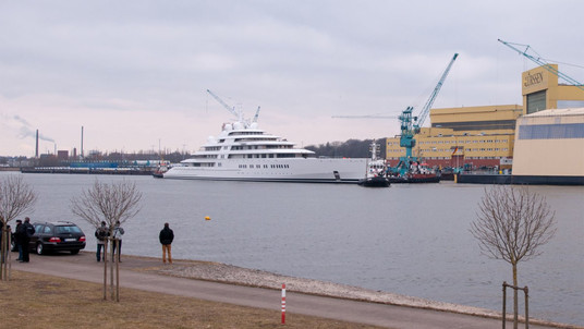 Lurssen Azzam
