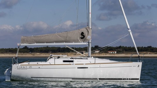 Beneteau First 25