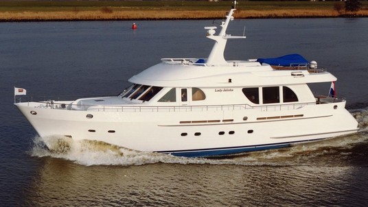 The Moonen 72 Lady Jalinka