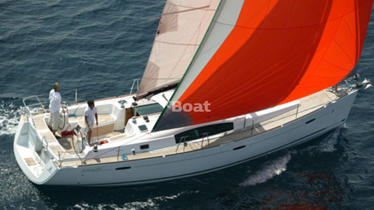 Beneteau Oceanis 43