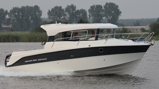 Parker 800 Weekend