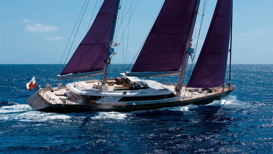 Perini Navi Baracuda