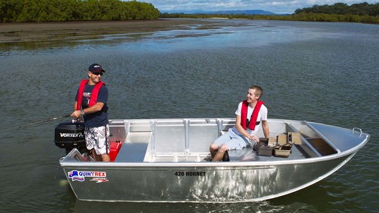 Quintrex 420 Hornet