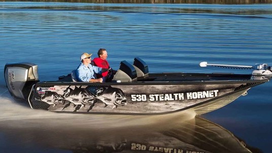 Quintrex 530 Stealth Hornet