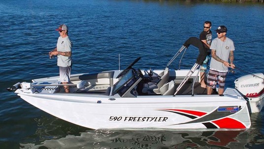 Quintrex 590 Freestyler