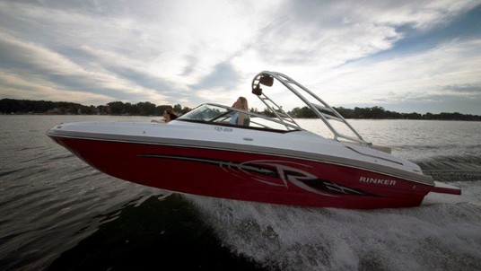 Rinker 23QX Sterndrive