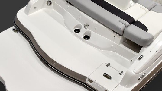 Rinker 23QX Sterndrive