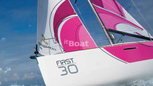 Beneteau First 30
