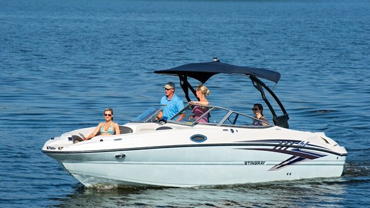 Stingray 235 LR