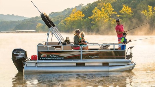 Sun Tracker Bass Buggy 16 DLX ET