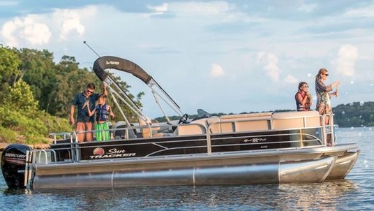 Sun Tracker SportFish 22 XP3