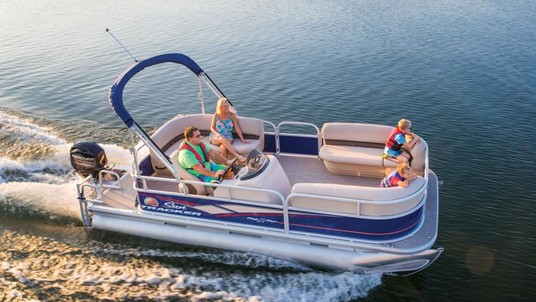 Sun Tracker Party Barge 18 DLX