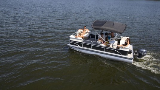 Sunchaser Boats Oasis 18 Cruise