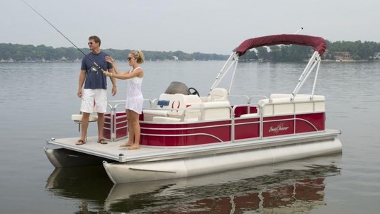 Sunchaser Boats Oasis 18 Fish