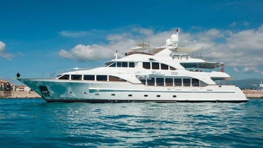 Benetti Classic 120