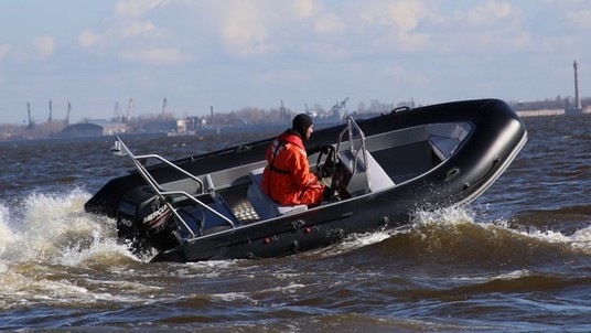 Trident Piton 450