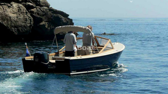 Black Pepper Bahama 23'