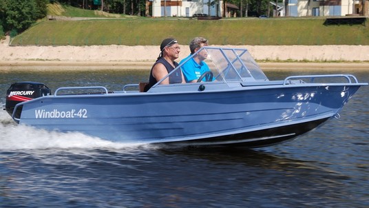 Windboat 42M Pro