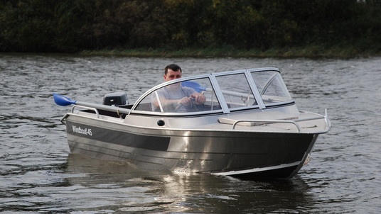 Windboat 45ME