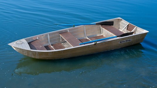 Wyatboat Vyatka-Profi 32