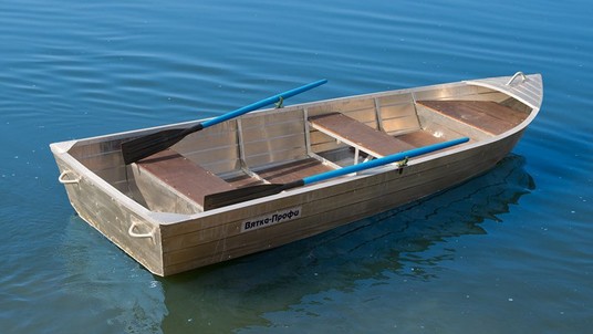 Wyatboat Vyatka-Profi 37