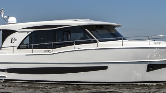 Boarnstream 1280 Elegance Sedan