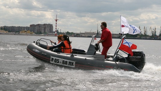 Mnev and K Raptor M-460