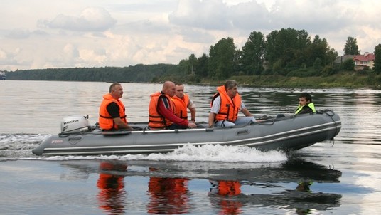 Mnev and K Favorit F-420