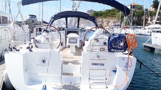 Oceanis 43-4 eclipse